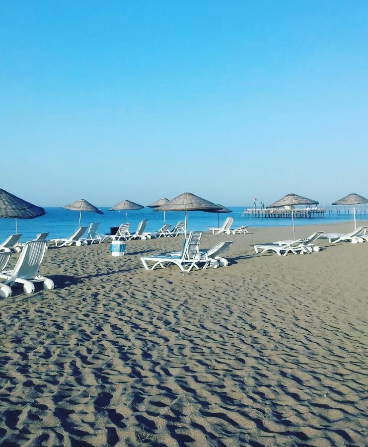 Skys Beach Hotel 마나브가트 외부 사진