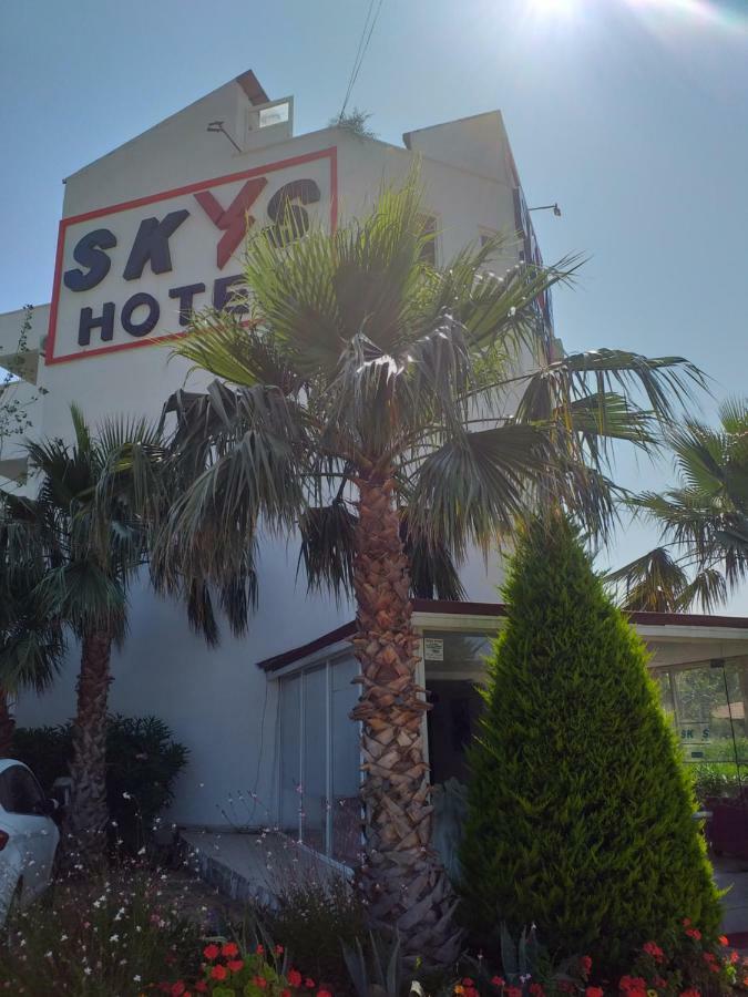 Skys Beach Hotel 마나브가트 외부 사진